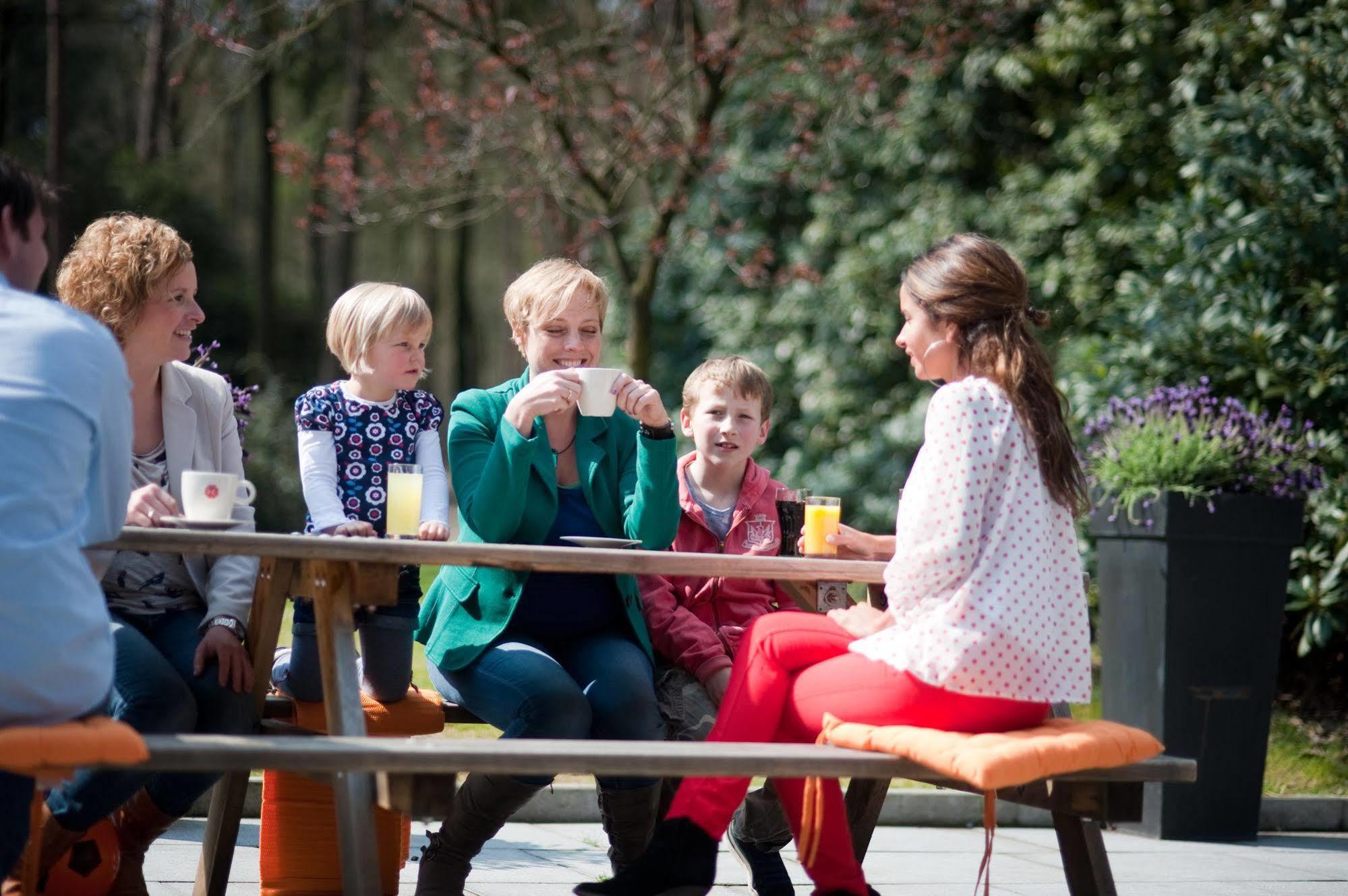 Stayokay Hostel Apeldoorn Bagian luar foto