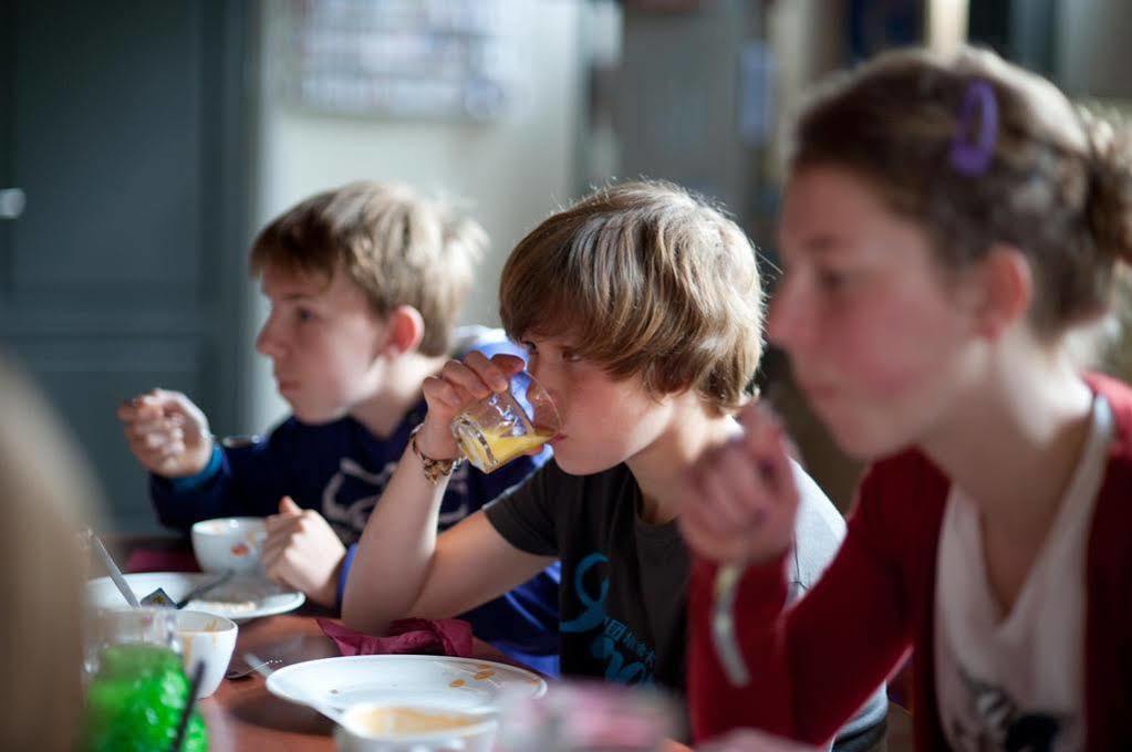 Stayokay Hostel Apeldoorn Bagian luar foto